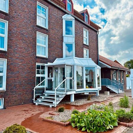 Hotel zum alten Kornspeicher Carolinensiel Exterior foto
